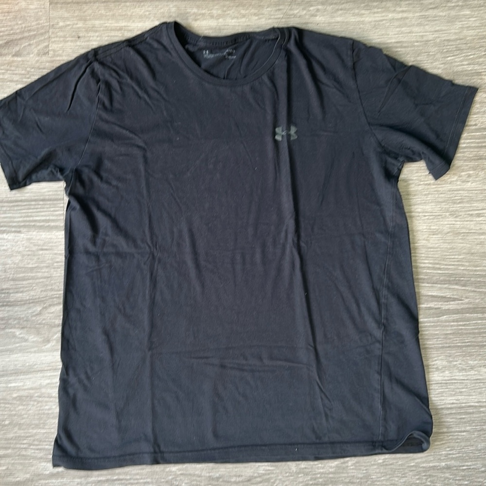 👕3/$15👕 Men’s Heatgear Loose Under Armour T-Shirt